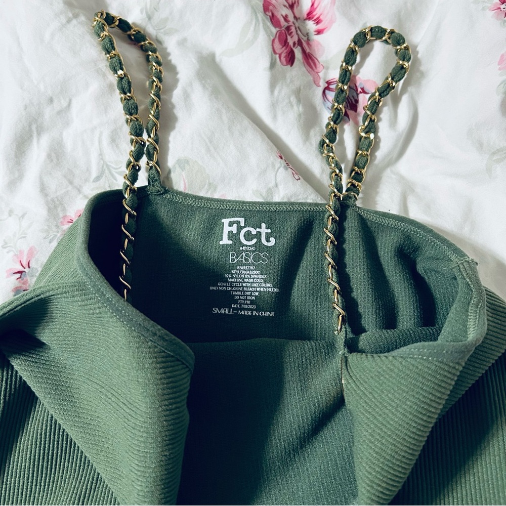 ▪️6/$25▪️ FCT Basics Olive Green Bodysuit - Picture 2 of 5